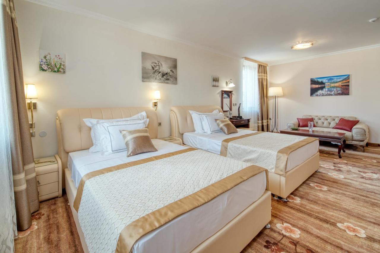 Residence Konstantina Palace 卡赞勒克 外观 照片