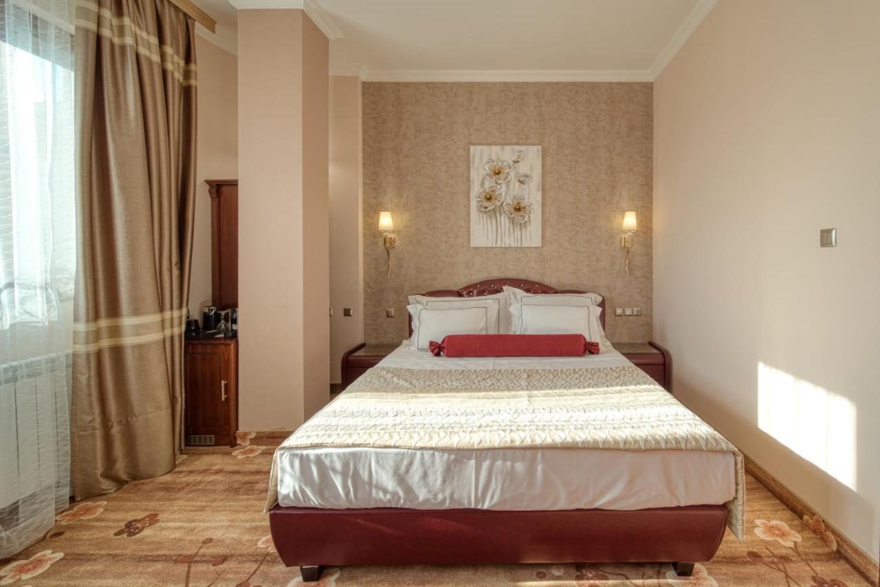 Residence Konstantina Palace 卡赞勒克 外观 照片